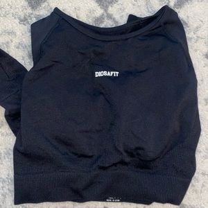 DiosaFit Black Long Sleeve